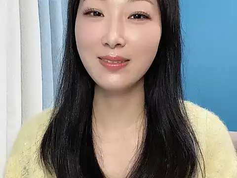 Snapshot of ella55-- chatting on November 2025 03:22:01 AM ella55-- online show from November 2025 03:22:01 AM