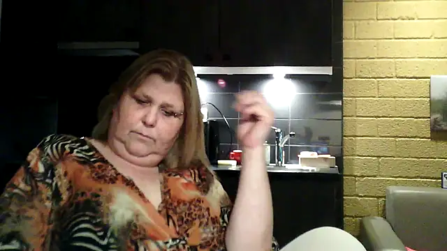 Sylviastar46 online show from March 2026 06:11:02 PM