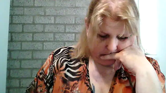 Sylviastar46 online show from March 2026 10:01:02 AM