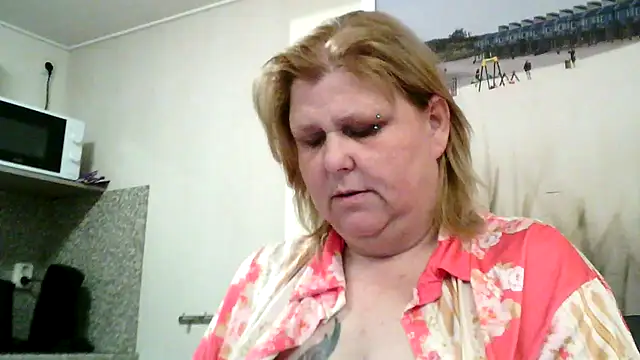 Sylviastar46 online show from March 2026 08:56:01 PM