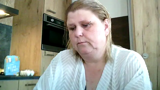 Sylviastar46 online show from March 2026 08:49:02 AM