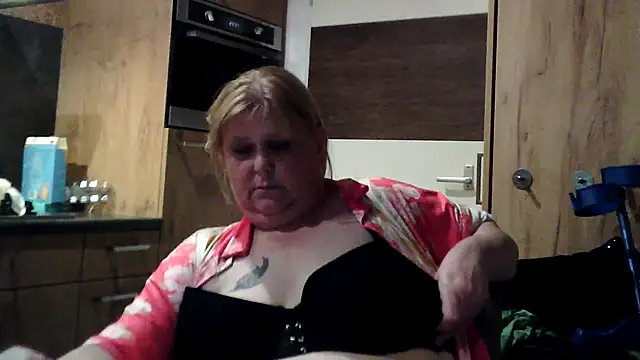 Sylviastar46 online show from March 2026 09:15:02 PM