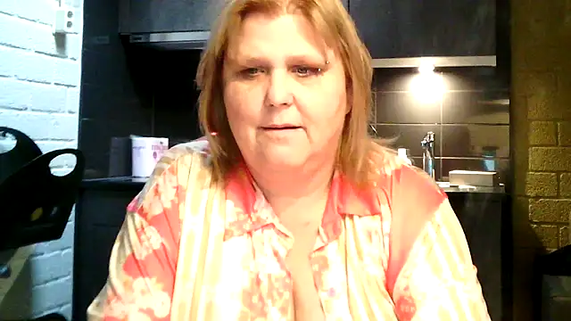 Sylviastar46 online show from March 2026 09:05:01 AM