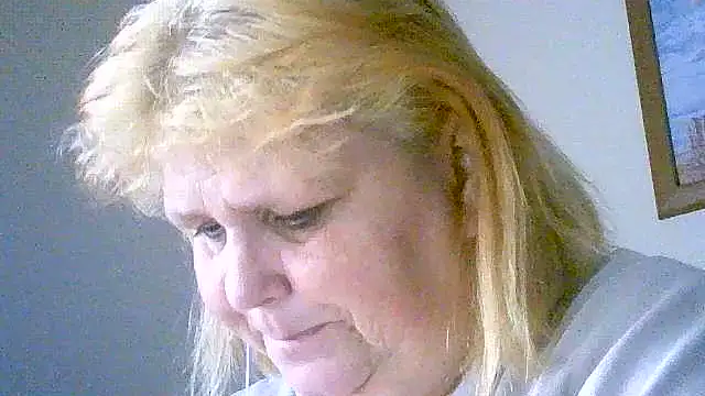 Snapshot of Sylviastar46 chatting on November 2025 09:25:01 AM Sylviastar46 online show from November 2025 09:25:01 AM