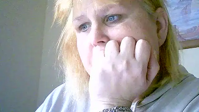 Snapshot of Sylviastar46 chatting on November 2025 10:41:01 AM Sylviastar46 online show from November 2025 10:41:01 AM