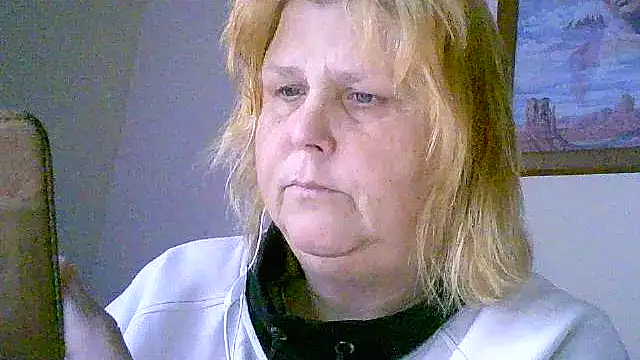 Sylviastar46 online show from November 2025 08:36:02 AM