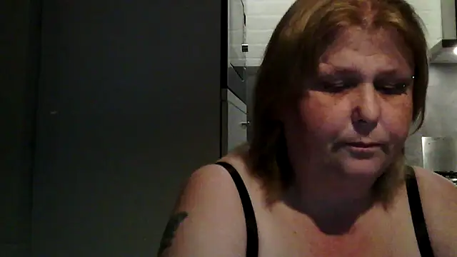 Sylviastar46 online show from February 2026 09:14:02 PM