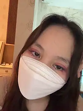 Ariana-a online show from October 2025 12:31:02 AM