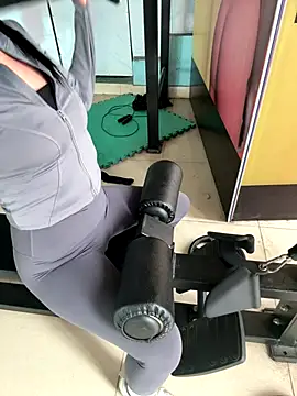 trinhvutrinh online show from December 2025 07:01:01 AM