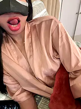 trinhvutrinh online show from December 2025 07:10:02 AM