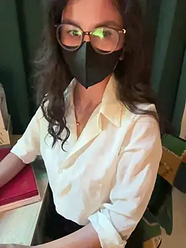 trinhvutrinh online show from November 2025 07:56:01 AM