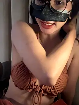 trinhvutrinh online show from November 2025 05:39:01 AM