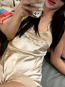 trinhvutrinh online show from March 2026 12:32:01 AM