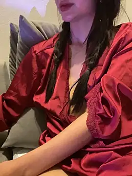 trinhvutrinh online show from February 2026 10:44:01 PM