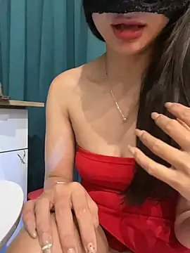 trinhvutrinh online show from February 2026 07:25:01 PM