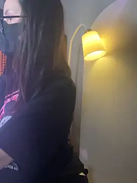 trinhvutrinh online show from April 2026 03:15:02 PM