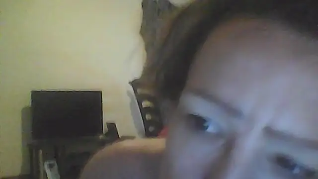 Snapshot of Karebearz1 chatting on November 2025 03:23:02 AM Karebearz1 online show from November 2025 03:23:02 AM