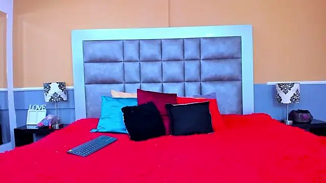 Snapshot of BrendaMarxhal chatting on November 2025 09:19:01 PM BrendaMarxhal online show from November 2025 09:19:01 PM