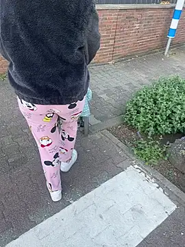 Teeny-Slut18 online show from April 2026 04:55:01 PM