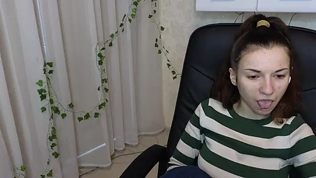 Ulyanix online show from February 2026 05:08:01 AM