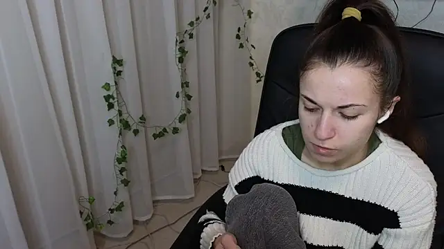 Ulyanix online show from February 2026 05:03:02 AM