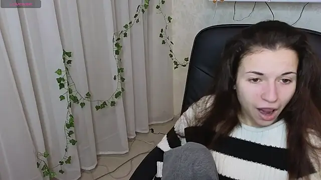 Ulyanix online show from February 2026 05:04:02 AM