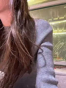 Snapshot of yueyue558 chatting on February 2026 03:01:01 PM yueyue558 online show from February 2026 03:01:01 PM