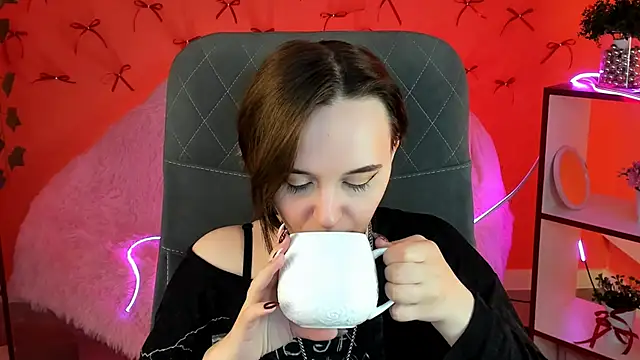 IreneBailey online show from November 2025 09:13:01 AM