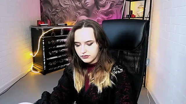 IreneBailey online show from November 2025 09:13:01 AM