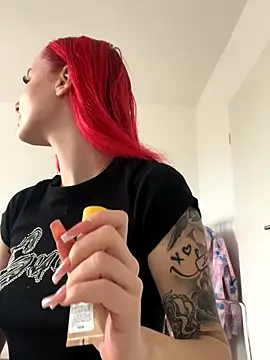 kimkatyrides online show from November 2025 08:40:01 AM