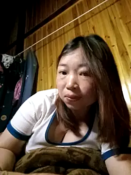 julybe online show from May 2026 02:31:01 PM