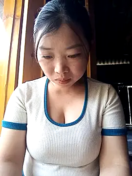 julybe online show from March 2026 08:43:01 AM