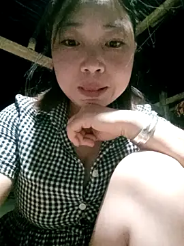 julybe online show from November 2025 12:38:02 PM