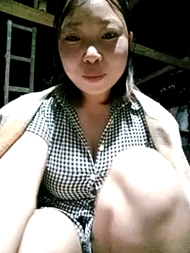 julybe online show from November 2025 11:54:01 AM