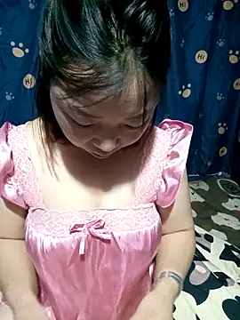 julybe online show from November 2025 01:21:01 AM