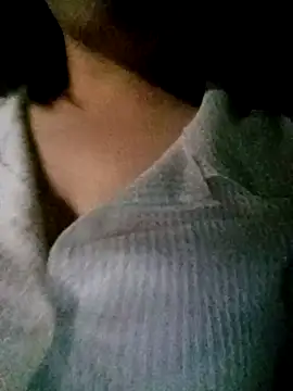 julybe online show from December 2025 03:25:01 PM