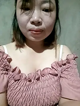 julybe online show from November 2025 06:39:02 AM