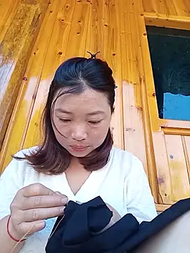 julybe online show from May 2026 07:50:02 AM