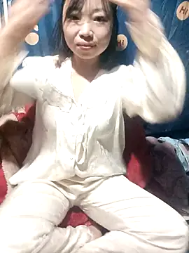 julybe online show from November 2025 12:59:02 PM