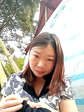 julybe online show from March 2026 08:59:02 AM