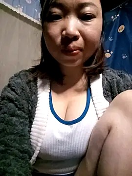 julybe online show from February 2026 04:40:01 PM