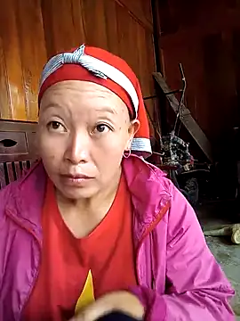 Snapshot of cute-kiss chatting on October 2025 02:54:02 AM cute-kiss online show from October 2025 02:54:02 AM