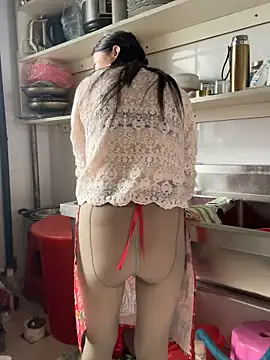 aniani11 online show from February 2026 06:44:01 AM