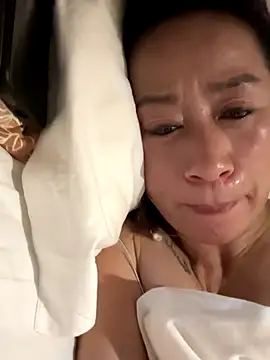 aniani11 online show from December 2025 04:50:02 PM