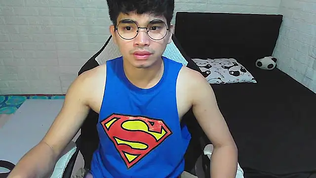 Asian France Angeloo online show from November 2025 10:52:02 AM