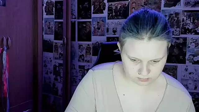 Snapshot of FoxPlayXX chatting on June 2026 07:57:02 PM FoxPlayXX online show from June 2026 07:57:02 PM