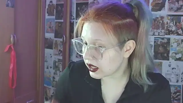 Snapshot of FoxPlayXX chatting on July 2026 06:30:02 PM FoxPlayXX online show from July 2026 06:30:02 PM