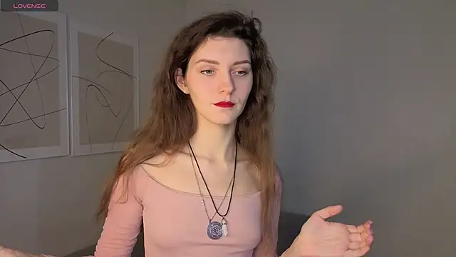 LauraYoungg online show from February 2026 09:17:01 PM