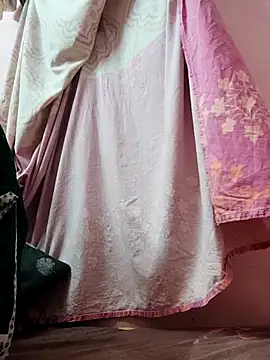 Snapshot of pujapujarrrr chatting on October 2025 08:50:02 PM pujapujarrrr online show from October 2025 08:50:02 PM