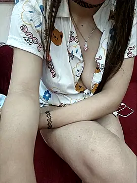 Snapshot of Bosy_Nora_X2 chatting on December 2025 05:06:02 PM Bosy Nora X2 online show from December 2025 05:06:02 PM